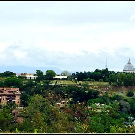 Il Cupolone In Pineta - Two Steps In The Pinewood Towards The Vatican! Casa vacanze Roma